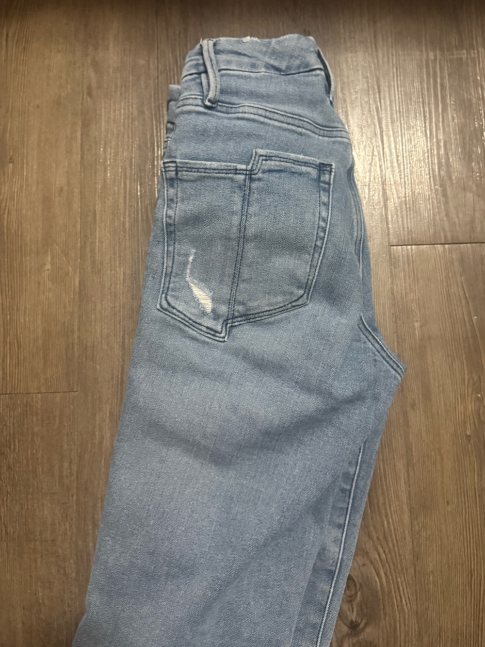 Good American - Good Legs Straight Jeans - Light Wash - Picture 10 of 10